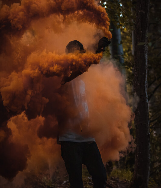 Pyroteknikbutik - professionella bengaler, röksignaler och stroboskoper